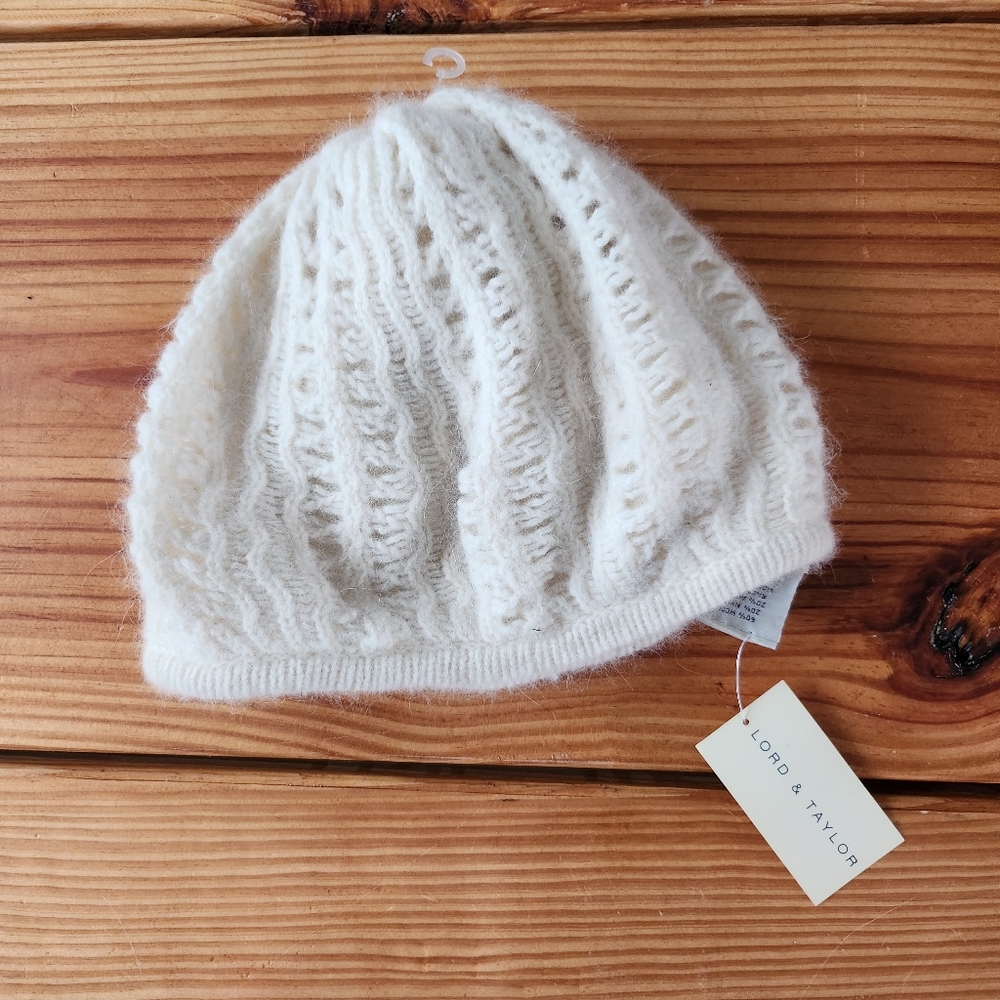 NEW LORD & TAYLOR Knit Wool beanie